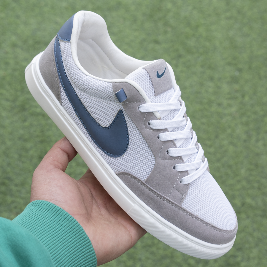 Sneakers Nike