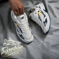 New Balance 725