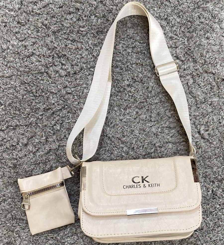 شنطه كروس CK