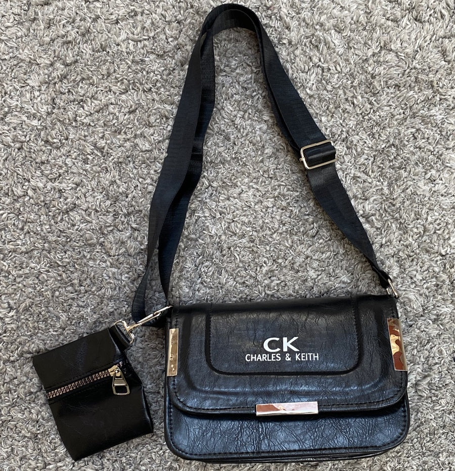 شنطه كروس CK
