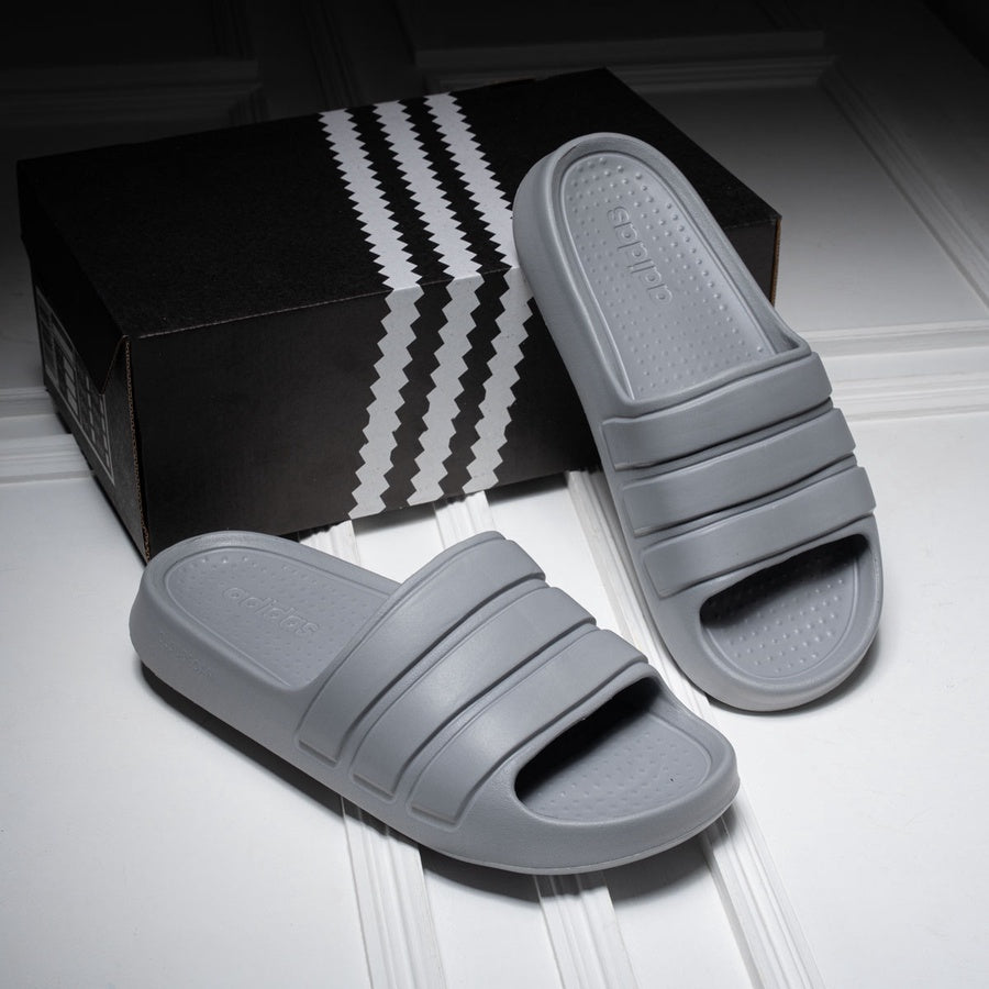 Adidas Slipper