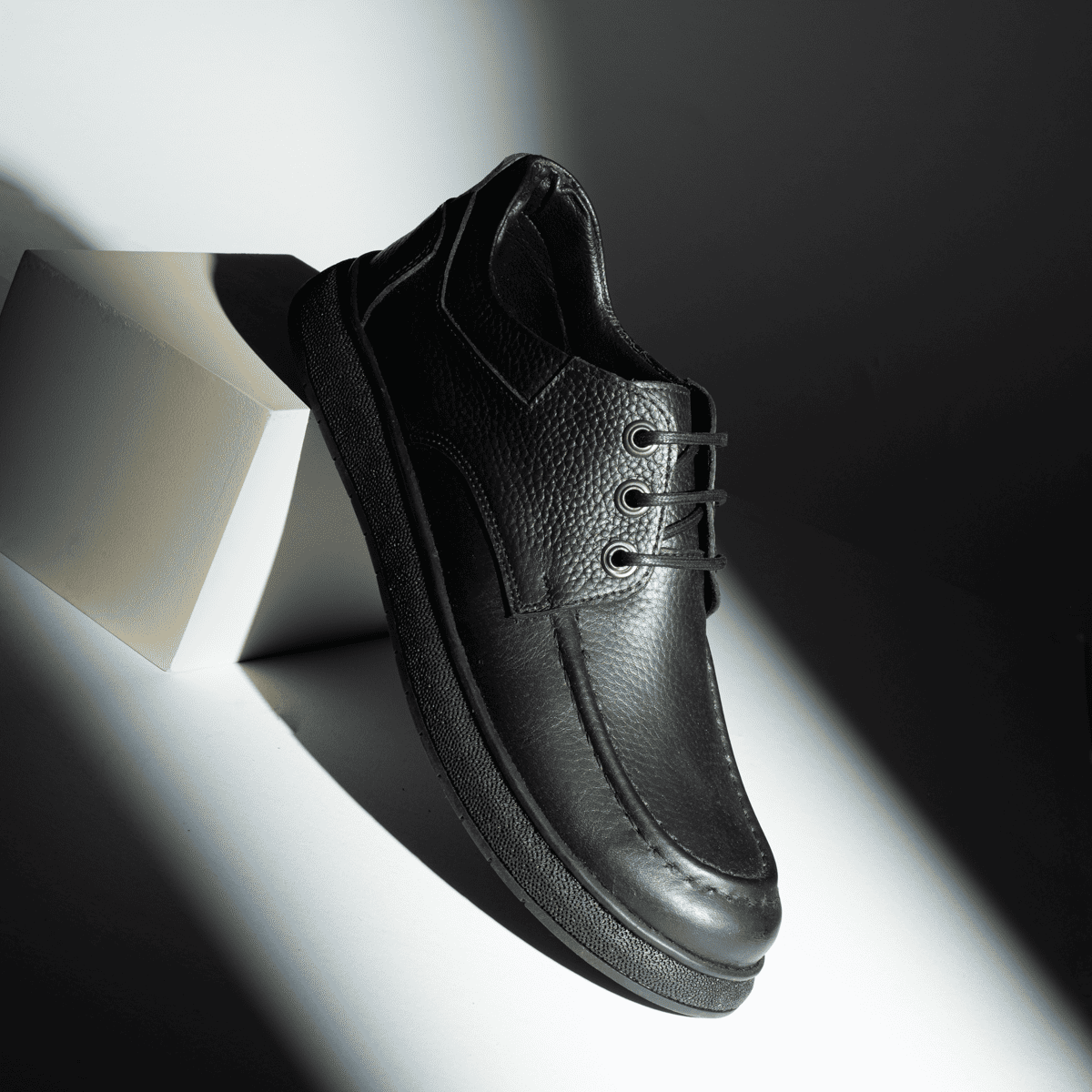 Classic Leather Shoes J4 (مخزن 400)