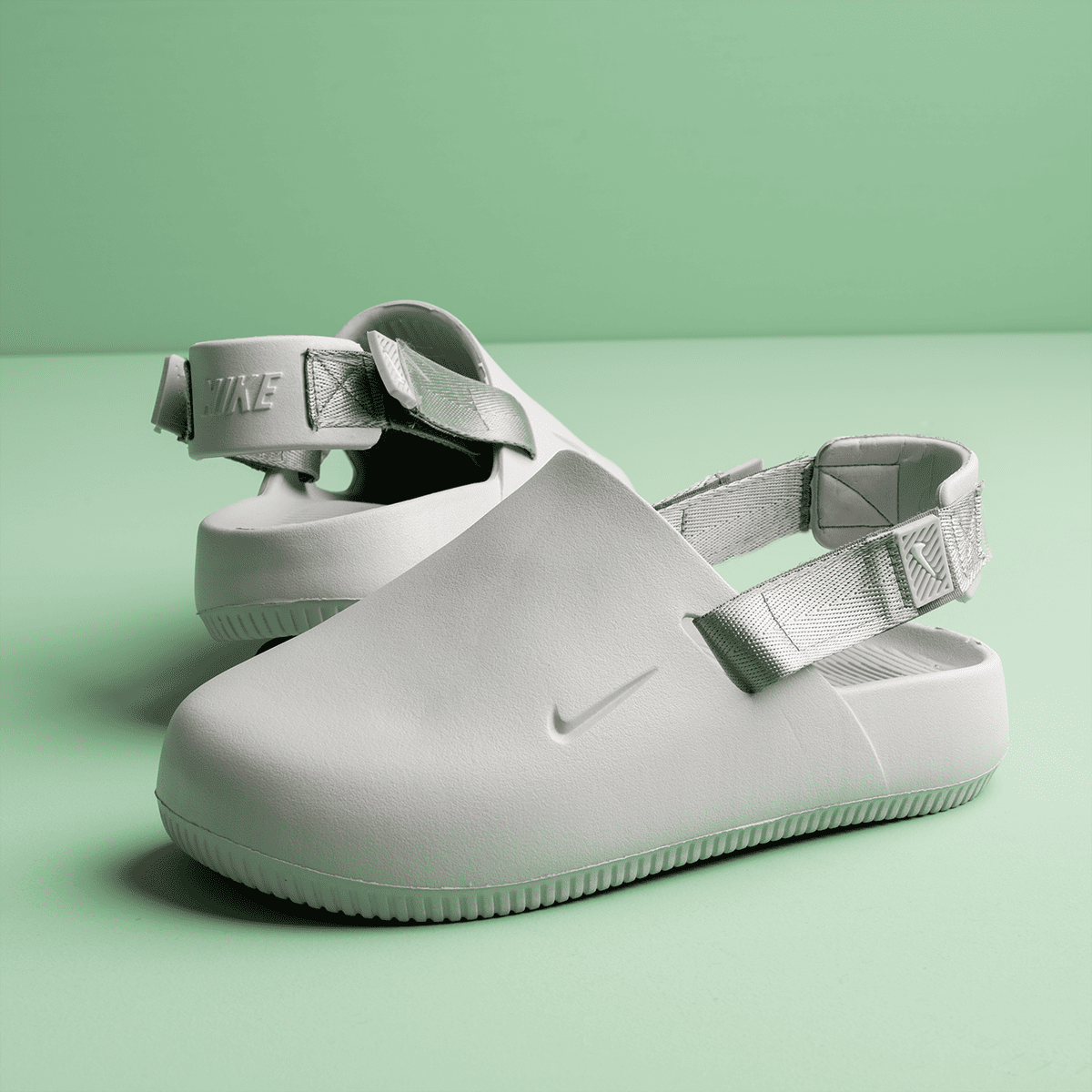 Nike Calm Mule (مخزن 17)