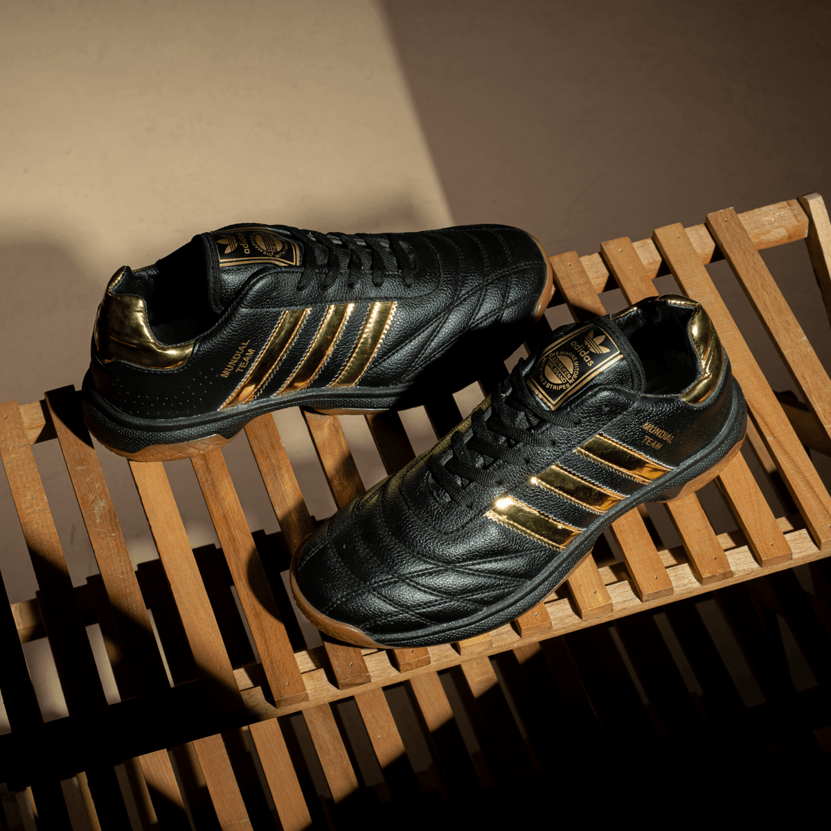 Adidas Mundial Team BL08 ( مخزن 126 )