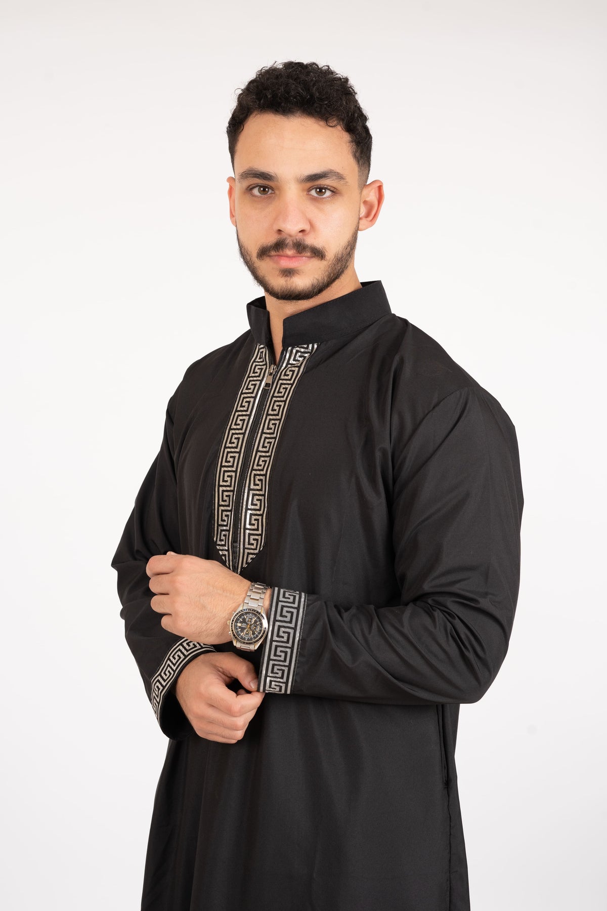 عبايه رجالي ب ياقه ( مخزنC14 )