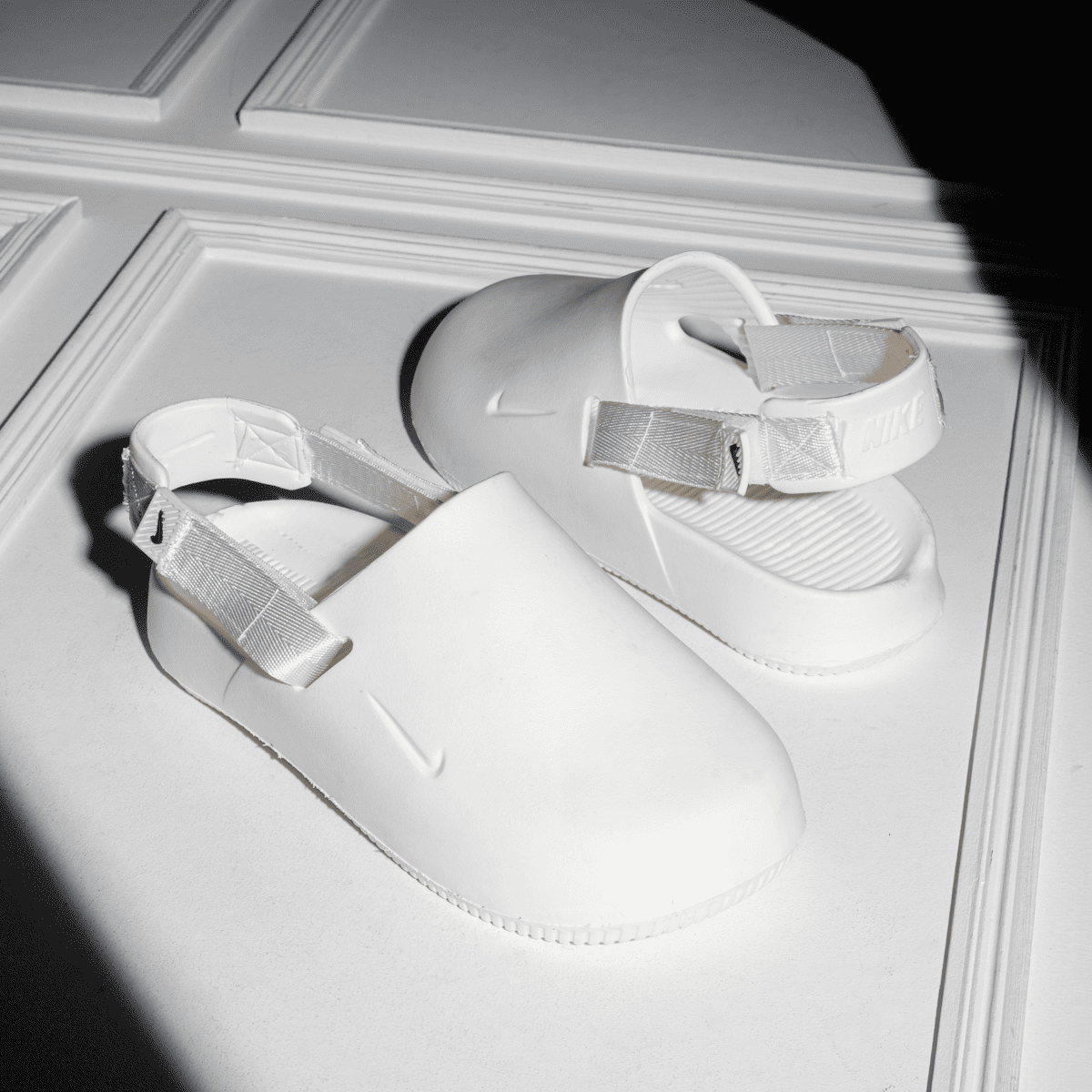 Nike Calm Mule (مخزن 17)