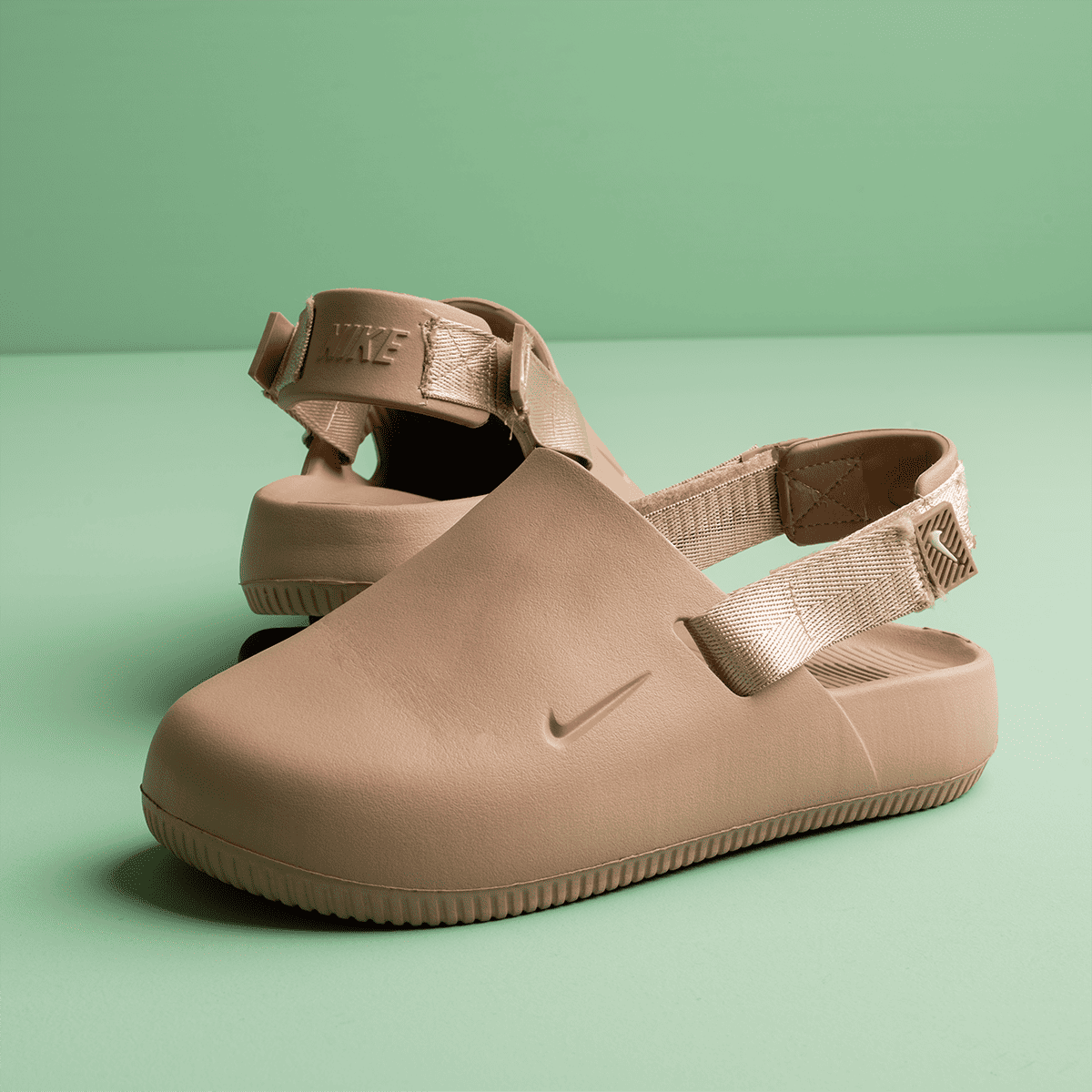 Nike Calm Mule (مخزن 17)