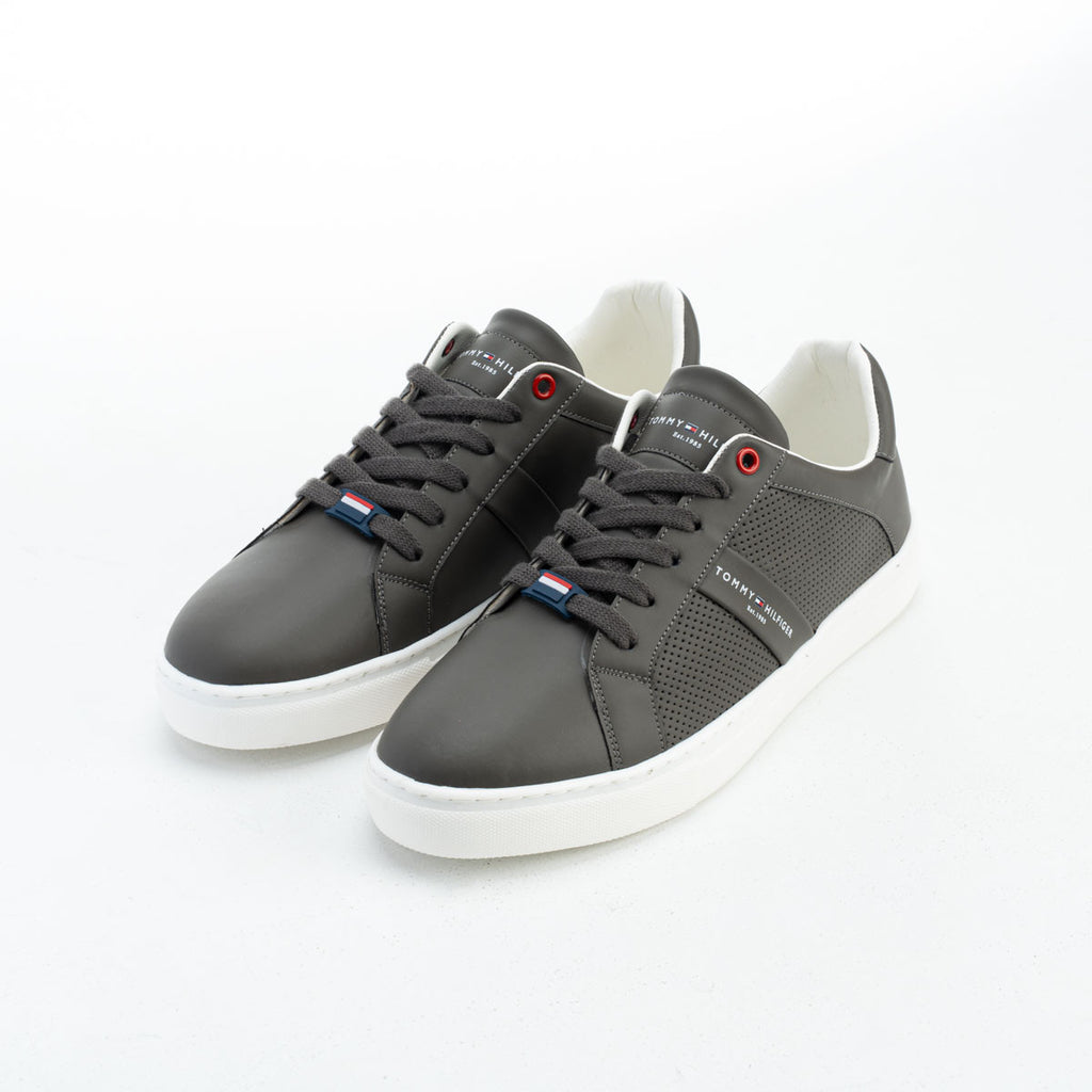 Tommy Sneakers V25  ( مخزن 122 )