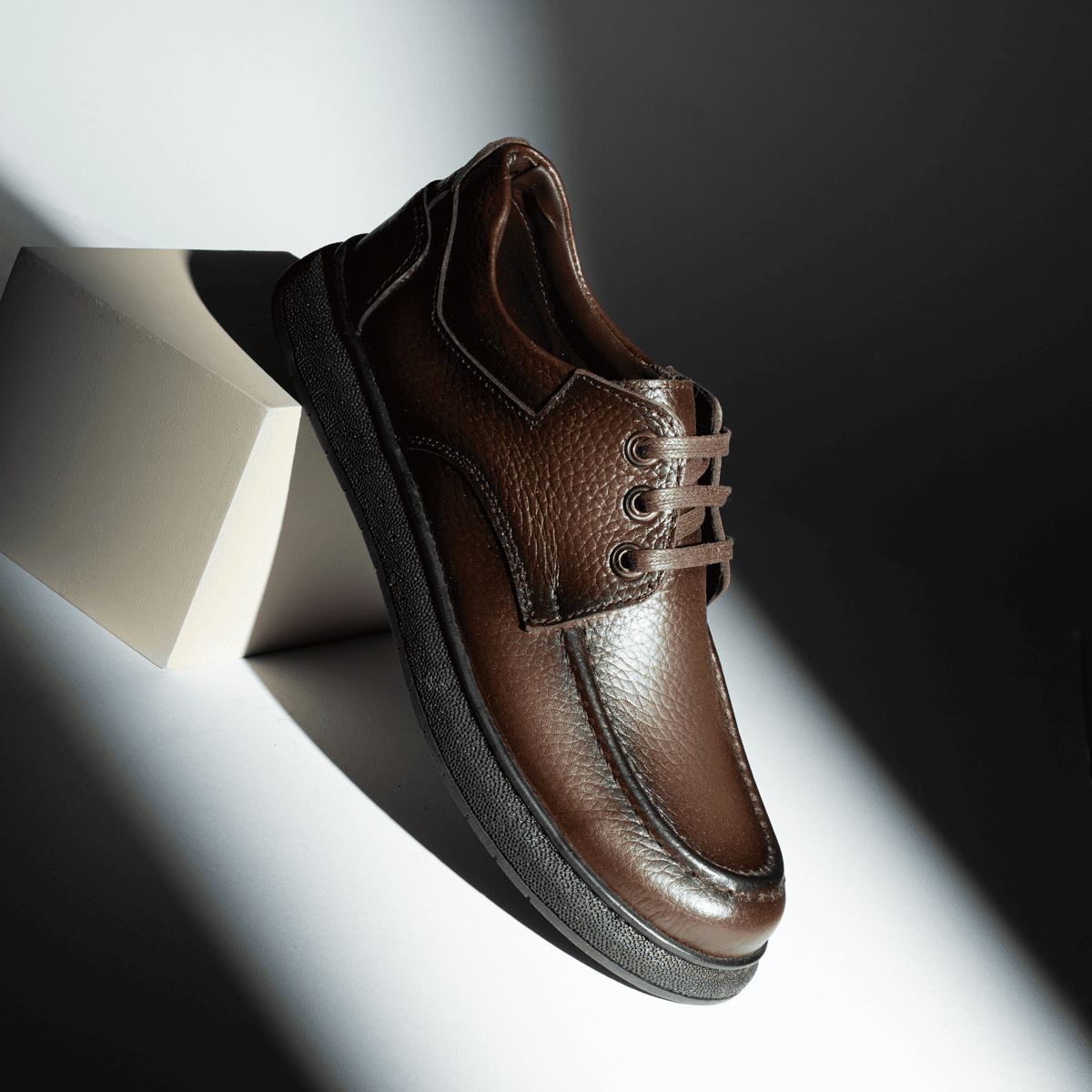 Classic Leather Shoes J4 (مخزن 400)