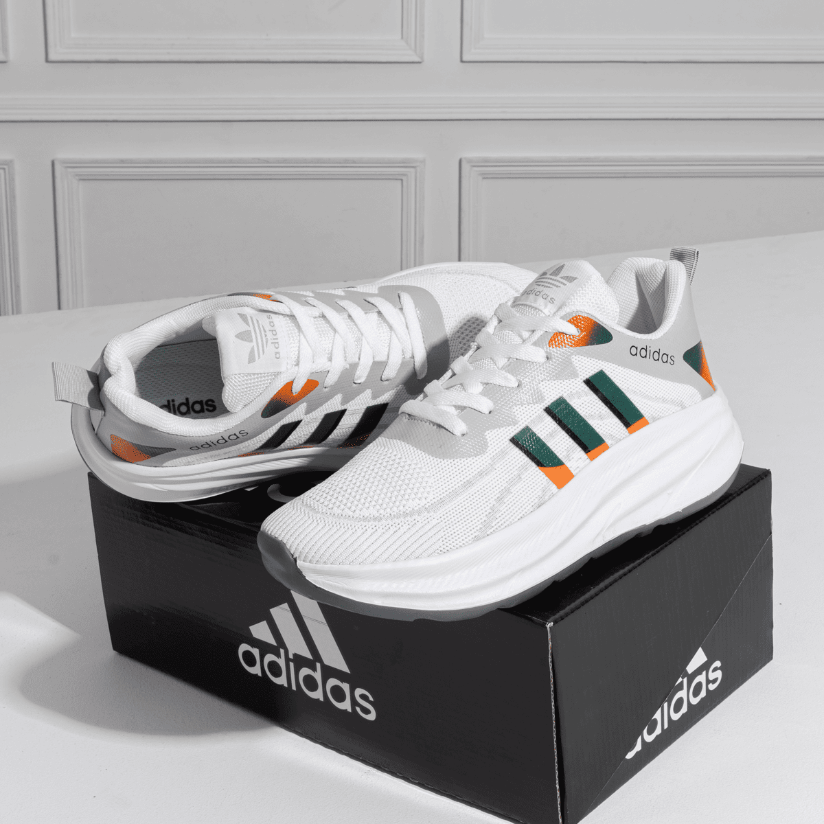 Adidas Running Shoes SV93  ( مخزن 127 )