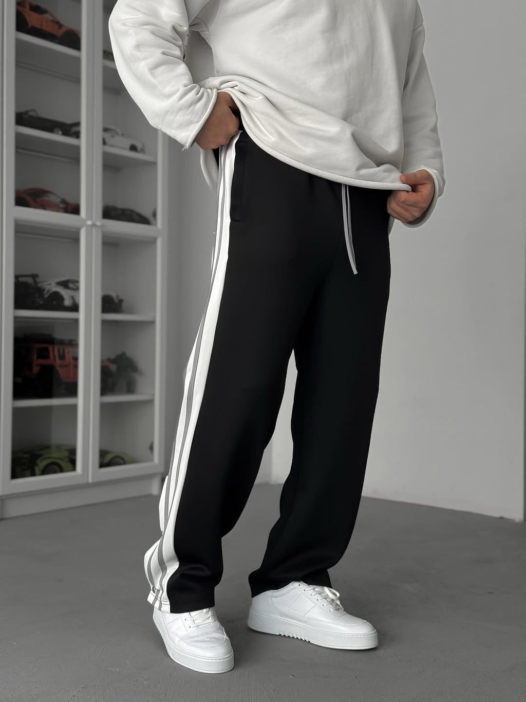 بنطلون اديدس Adidas r9 ( مخزن R201 )