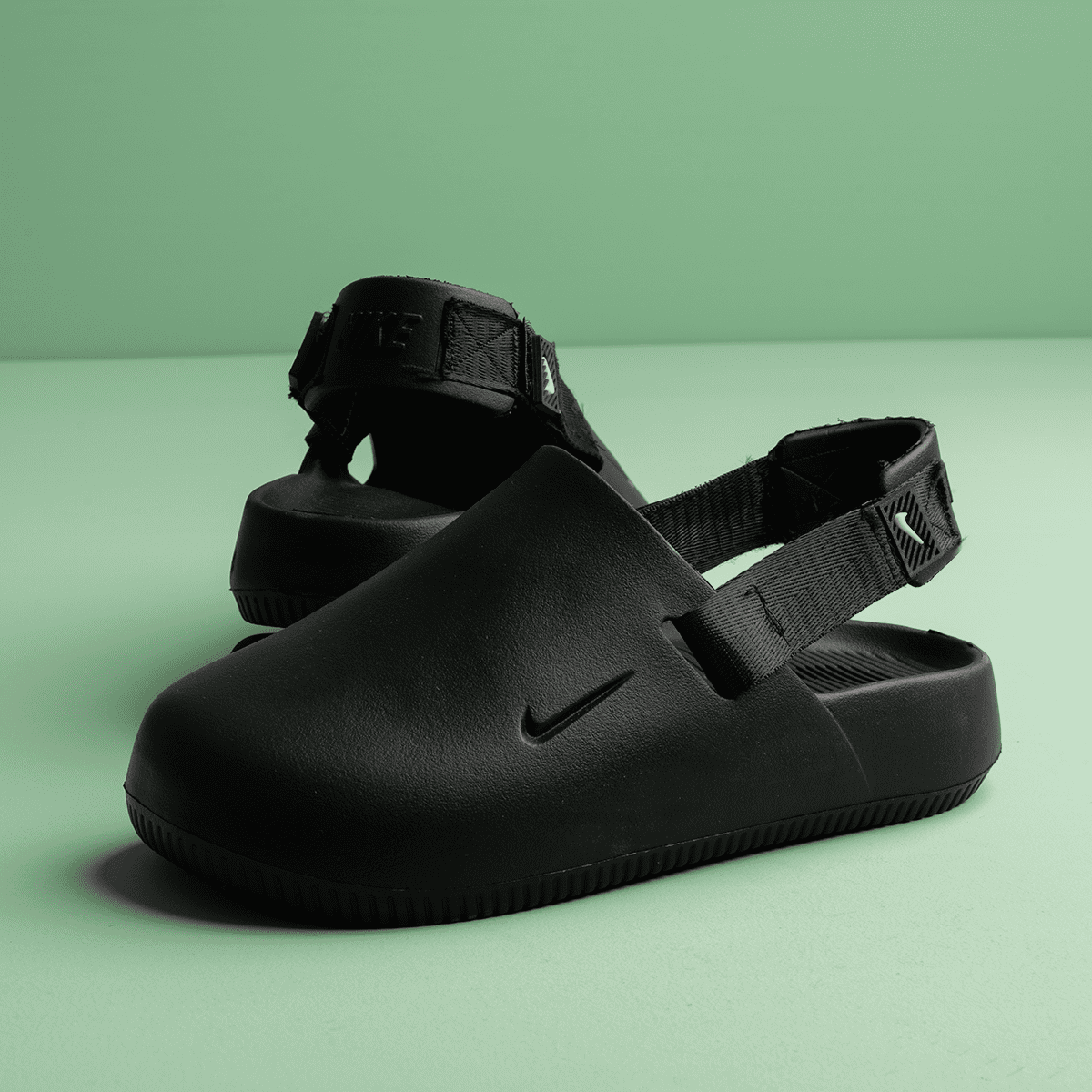 Nike Calm Mule (مخزن 17)