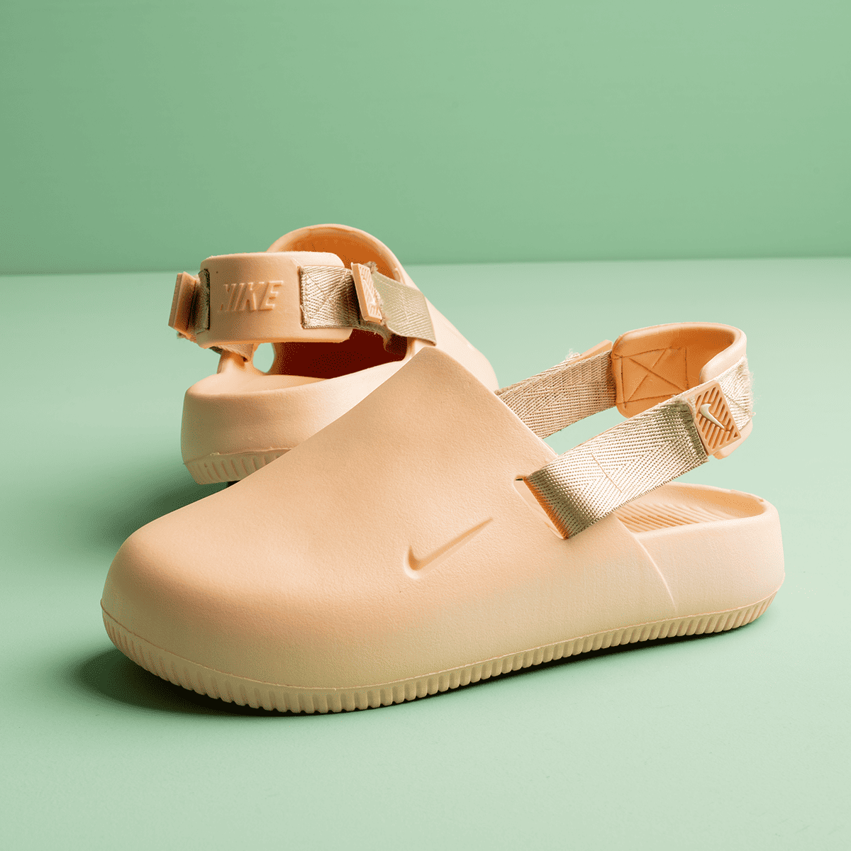 Nike Calm Mule (مخزن 17)